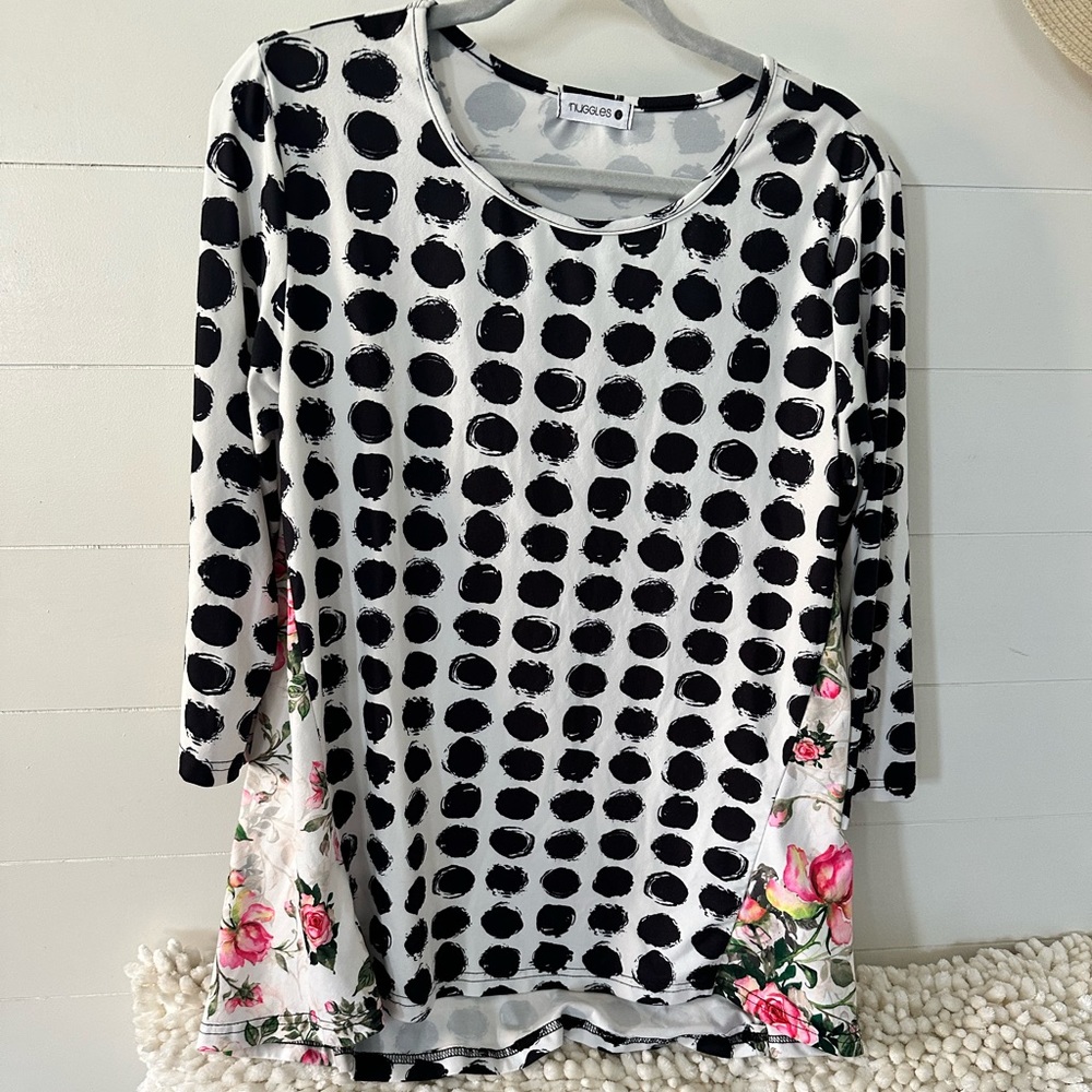 NUGGLES Top